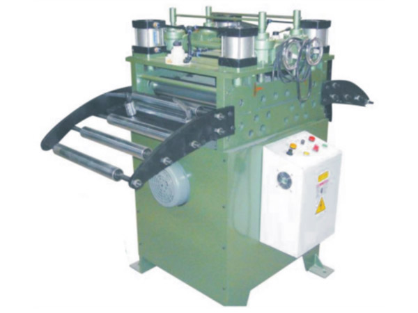 HS-500A厚闆(pan)矯直(zhi)機